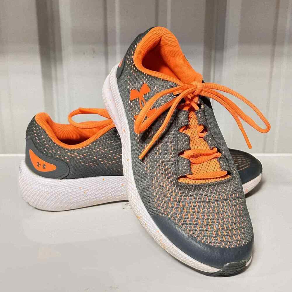 Under Armour Shoes Size 5Y Orange Grey White Charged Pursuit Can Be Unisex EUC